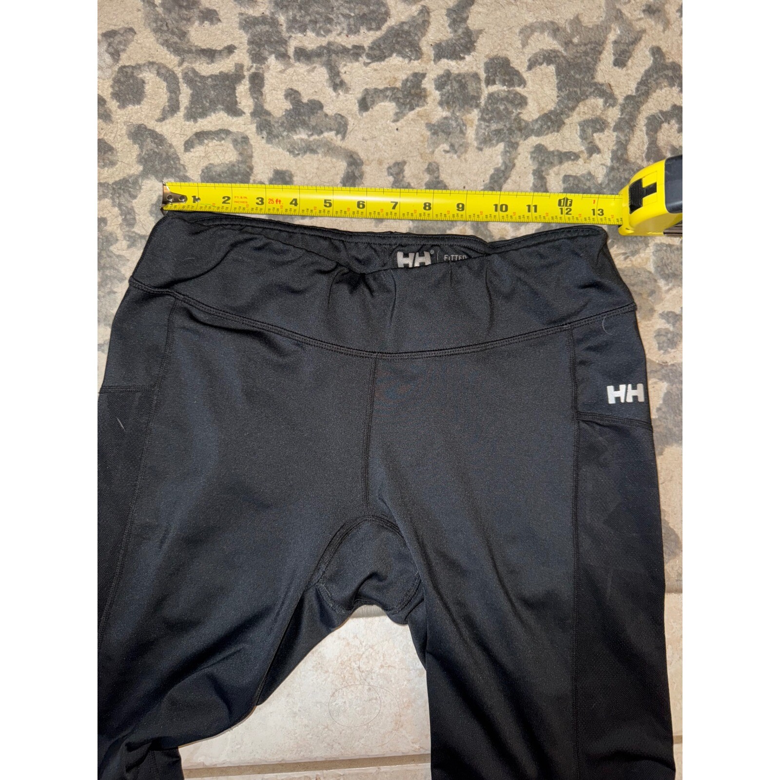 Helly Hansen Large fitted adjusted black leggings - image 4