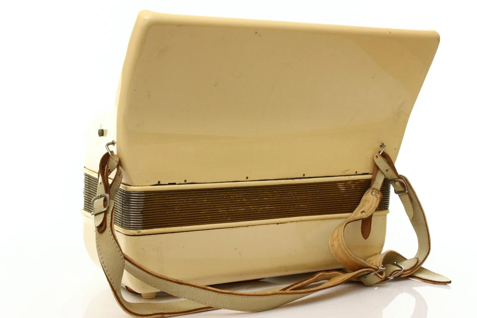 Acordeón Hohner Lucia II 80 bajo LMM acordeón fisarmónica + estuche sonido superior Foto 3 de 4