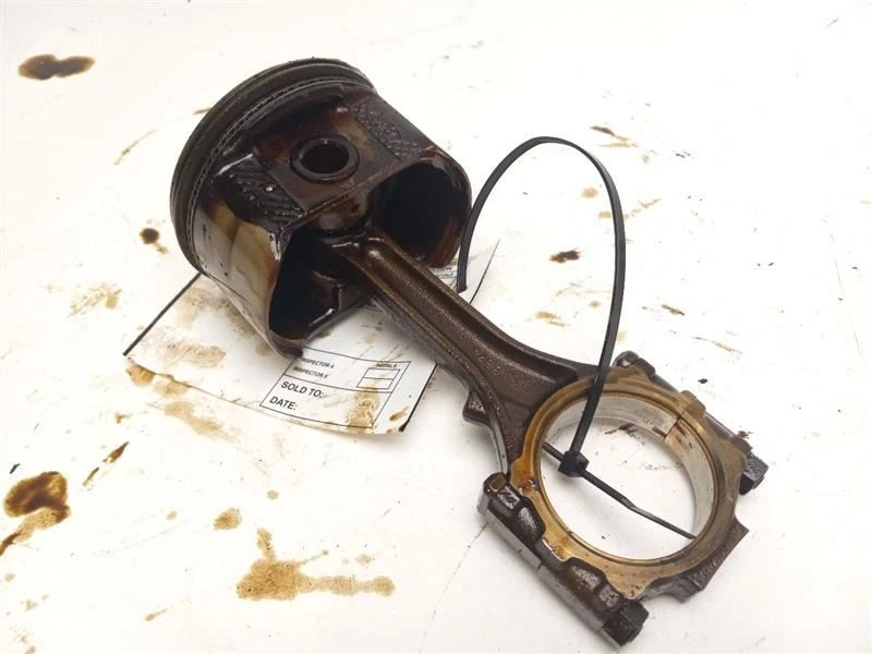 2002 FORD EXPLORER ENGINE PISTON - Image 4 of 4