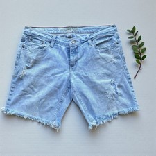 Vintage Y2K American Eagle Outfitters shorts size 12