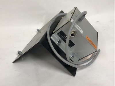 Eaton PS256C-01B3 IN: 100-240VAC 2A Out: 24VDC 100W Limited Power Source