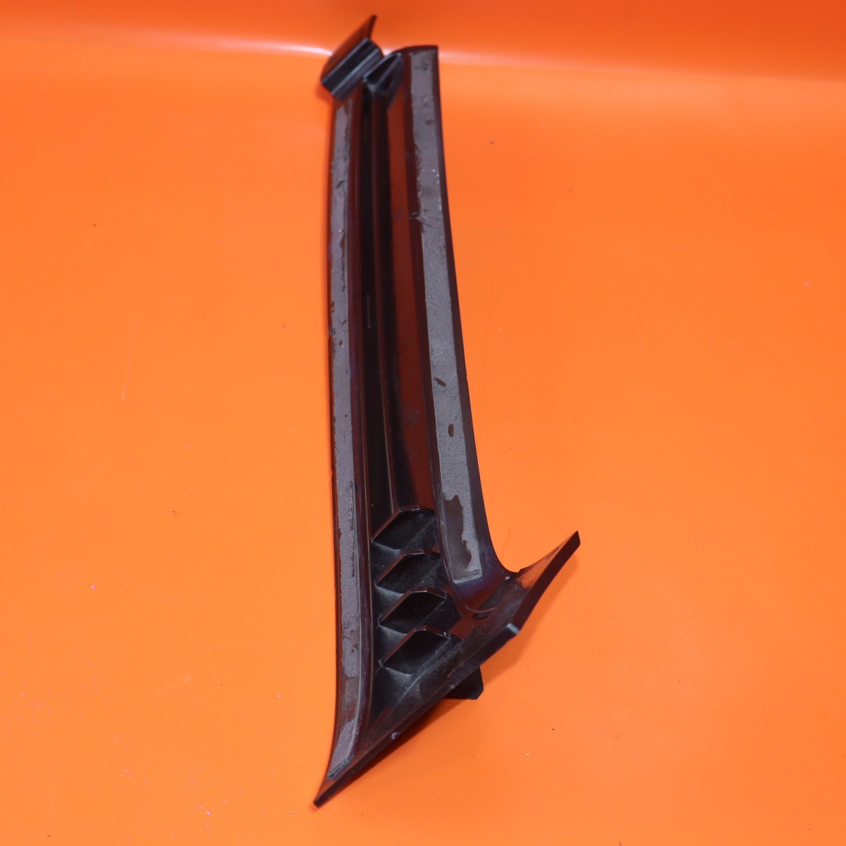 ROLLS ROYCE CULLINAN FRONT BUMPER LOWER INSERT RIGHT 2019-2022 5111 7499370 OEM