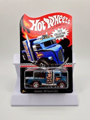 Hot Wheels 2016 Collector Edition Custom 38 Ford C.O.E   1:64  Real Rider