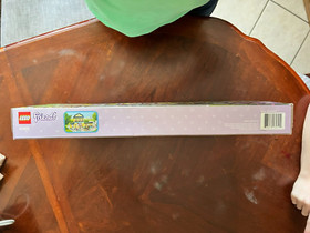 "RETIRED-LEGO 41005 - Friends - Heartlake High - New/Never Opened