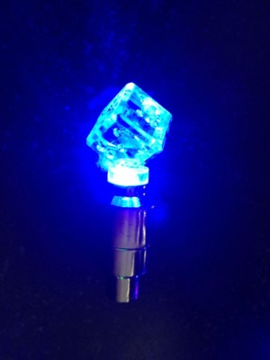 Set Di Luci LED A Valvola Per Bici – Effetto Flash Per Ruote, Impermeabili E Con Batterie Incluse
