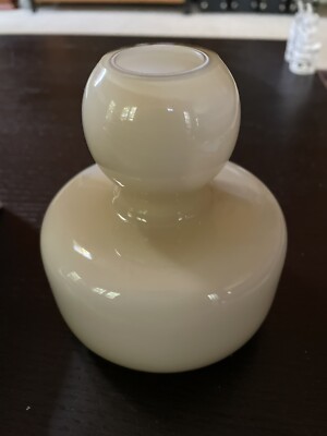 HTF MARIMEKKO Flower Vase Color FUDGE Mouth Blown Glass Finland 4.3 