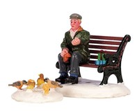 Lemax-42905-449, Feeding Pigeons, Set/2, Weihnachtsdorf, Weihnachtsfiguren