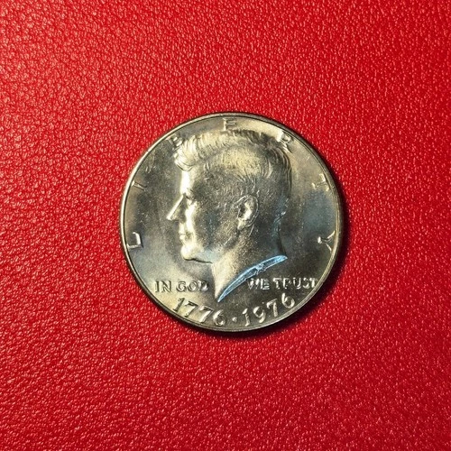1776-1976 Kennedy Bicentennial Half Dollar - AU