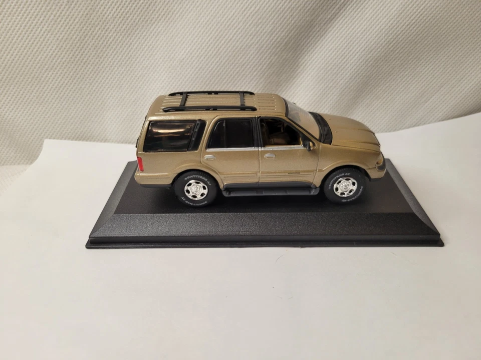 LINCOLN Navigator light brown metallic 1/43 Anson - Image 4 of 4