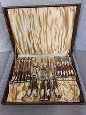 Vintage Solingen KLA-TRA-SO 16 pc. carving set w/lined box/Antler carved handle 