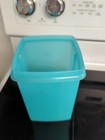 VINTAGE Aqua Tupperware 1560 Pick-A-Deli Pickle Keeper base only — photo 2