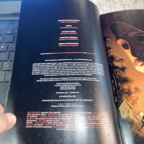 Stranger Things; SCIENCE CAMP Graphic novel, netflix Darkhorse - Picture 4 of 8