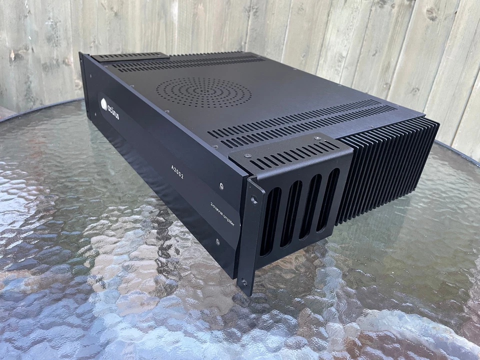 Amplificador de Potencia Hi-Fi Dos Canales Acurus A2002, Caja Original y Kit Rack 19" Foto 4 de 4