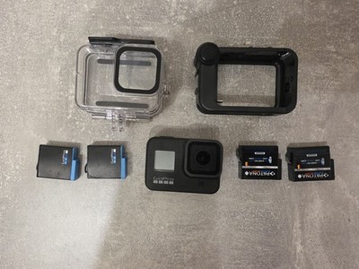 GoPro Hero 8 Black Set + Media Mod, Unterwassergehäuse + 5 Akkus
