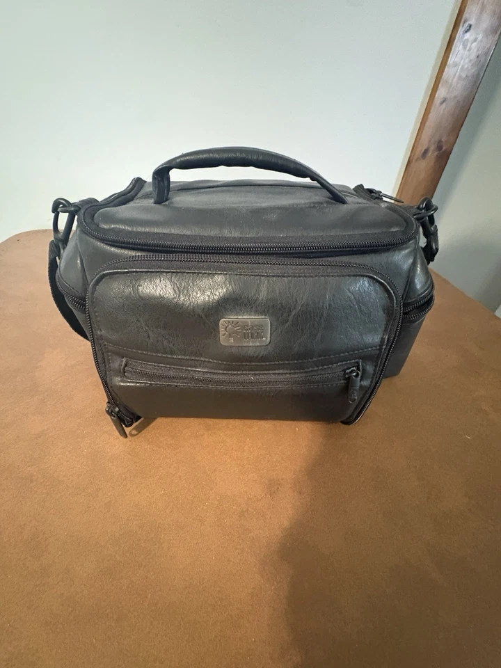 Panasonic PV-L452VHS-C Video Palm Camcorder 750x Digital Zoom VCR Bundle TESTED - Image 2 of 4