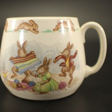 Royal Doulton Bunnykins Childs Baby MUG Unravel Knit Albion Shape Vtg