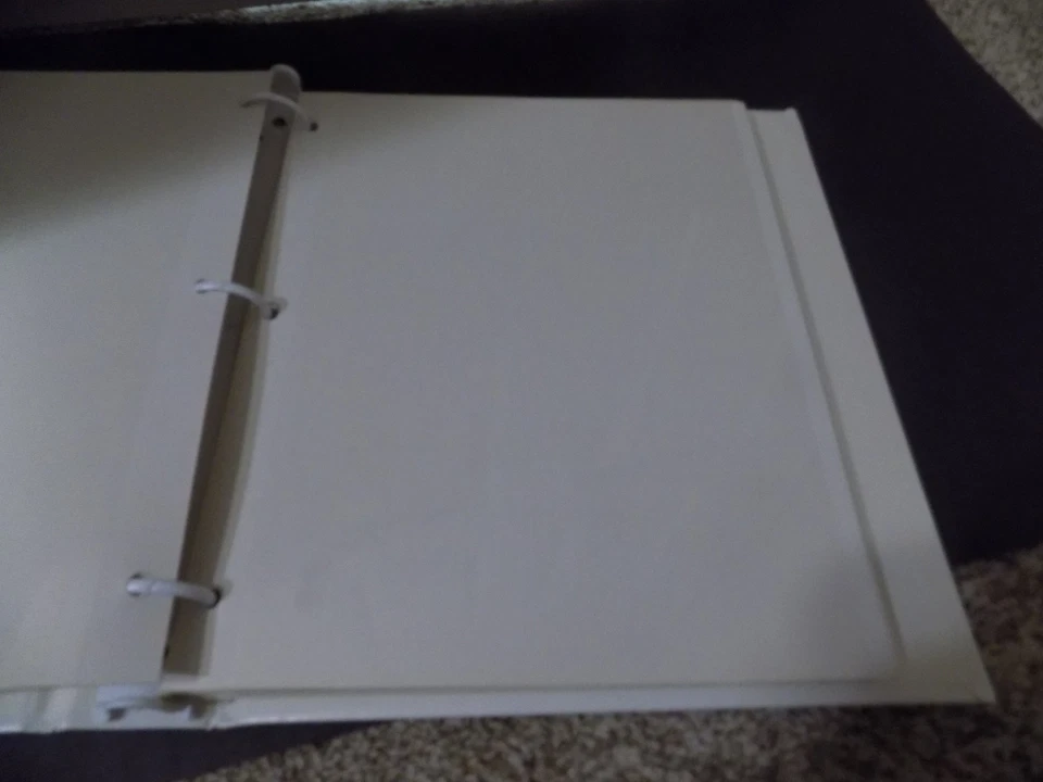 Álbum de fotos Hallamrk Happy Honeymmon Foto 3 de 4