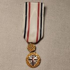 General Society Daughters of Colonial Wars Member Medal 