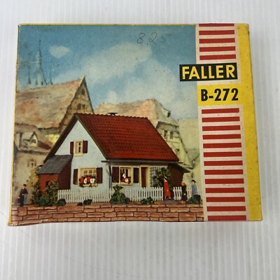Vintage Faller HO B-272 House with 2 Annexes Model Kit