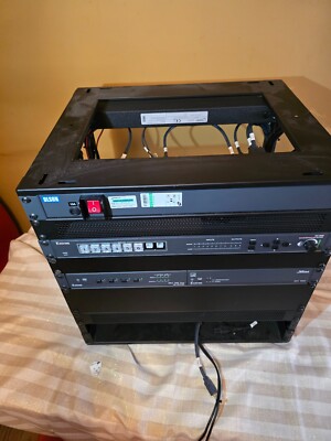 Amplificatore a due canali EXTRON XPA 1002