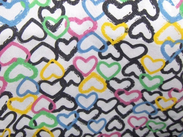 Scrubs by Nick and Sarah  - hearts scrub top - Large - Image 2 of 3