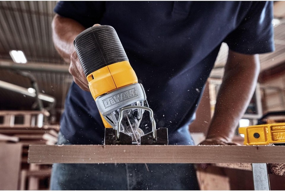 DeWalt DCS334B 20V Max XR Cordless Brushless Jigsaw (Tool Only