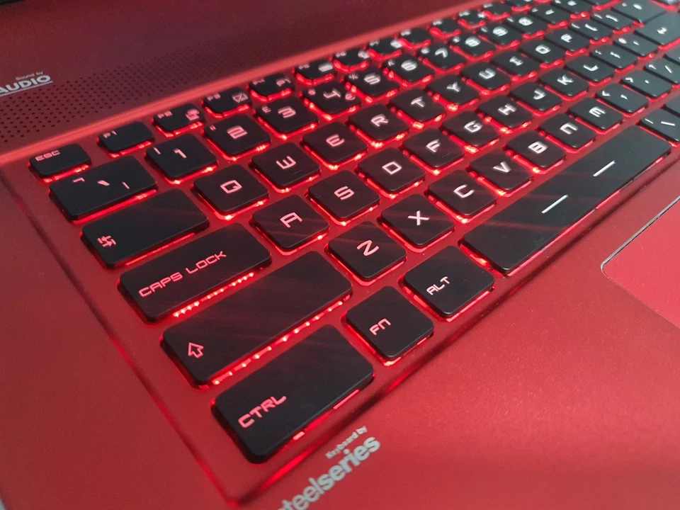 MSI GS70 Stealth Intel Core i7-4720HQ 16GB 256GB SSD 17.3 inch GTX 970M Win 10 - Image 4 of 4