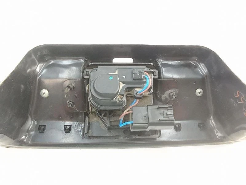 Chevrolet Equinox 2007-2016 puerta levadiza bloqueo pestillo actuador con moldura OEM Foto 4 de 4
