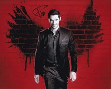 Tom Ellis signed autograph 20x25cm Lucifer in person autograph ACOA