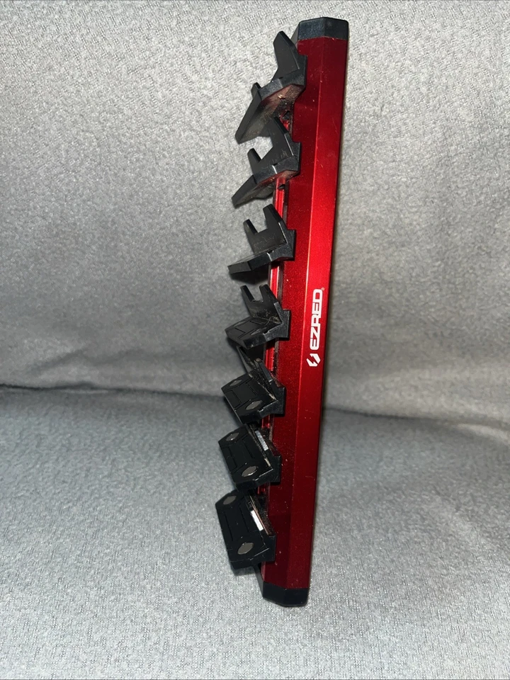 Paquete de 20 portallaves magnéticas EZRED de 7 ranuras Foto 3 de 3