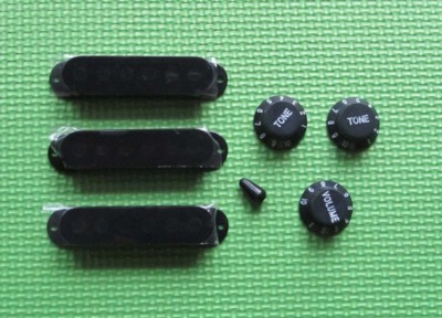 ST Regler, Gitarren-Pickup-Abdeckungen und Spitze, schwarzes Set für Strat-Gitarren