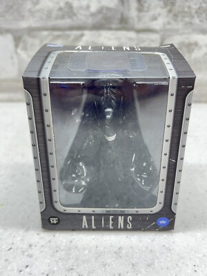 Aliens Fully Posable Action Vinyls The Loyal Subjects Xenomorph