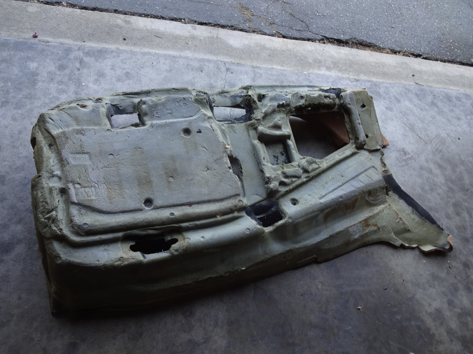 Ferrari California - RH Passenger Floor Carpet P/N 81267900