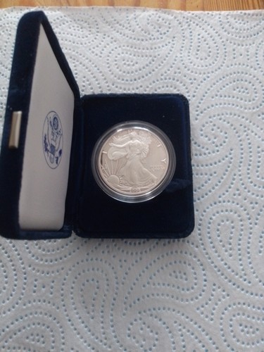 2006 - W - Proof American 1.Oz Silver Eagle Dollar Coin - Picture 3 of 6