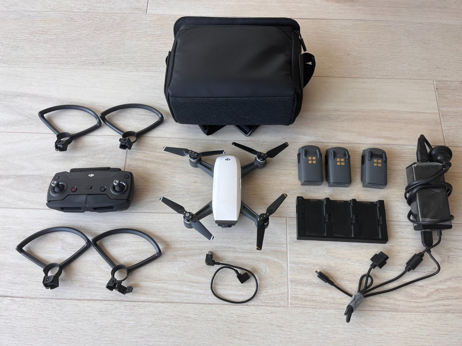 DJI Spark Drone  Fly More Combo-image