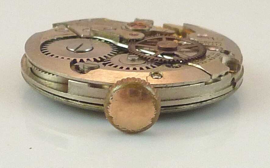 Mouvement De Montre Mécanique Titus Ancien - Pour Pièces Ou Réparation - Balancier HS