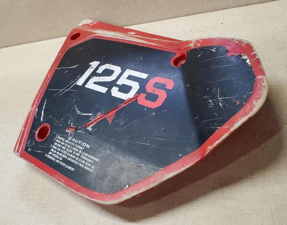 HONDA 17220-437-000ZE LEFT SIDE AIR BOX COVER XL125S 1981 1982 XL185S - Image 4 of 4