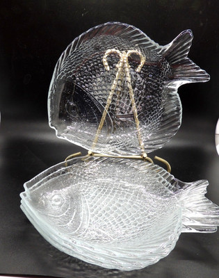 Vintage Pasabahce Glass Fish Dessert Plates Set of 4 Clear Textured Dinnerware
