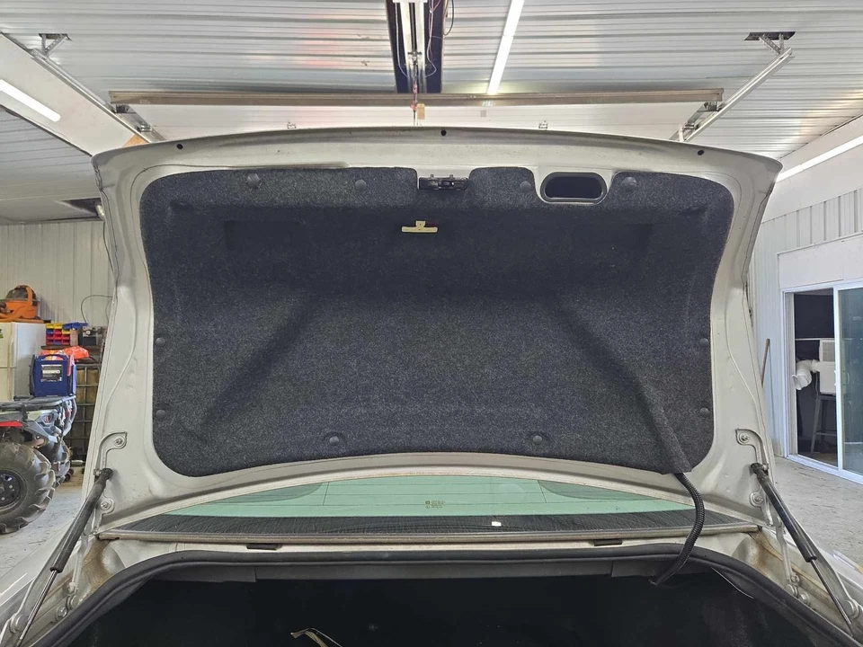 Used Deck Lid fits: 2011 Chevrolet Impala w/o spoiler exc. police package Grade Foto 2 de 4