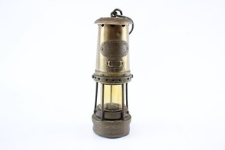 Miners Lamp E Thomas & Williams Cambrian Brass Swing Handle Untested