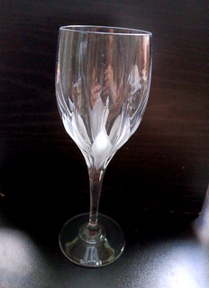 One (1) Mikasa Flame D'Amore Crystal Stemmed Wine Glass Water Goblet Replacement