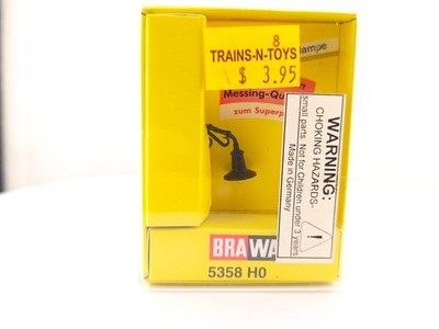 Brawa HO Scale 5358 Wall Mounted Lamp Street Light for Building Train Layout