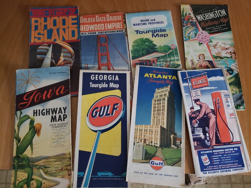 Lot of 100 Different Vintage Motor Oil Gas Station Road Maps