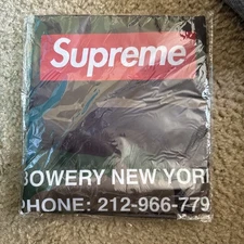 Supreme Laundry Bag FW25 Gift Available Now In Hand Fast Ship