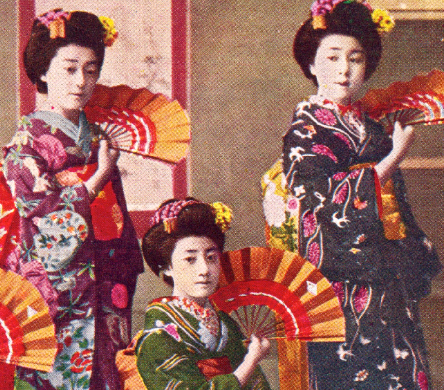 Japanese Robe Styles Pre-war Japan Postcard 5 Beautiful Women Kimono Fans Geisha style ...