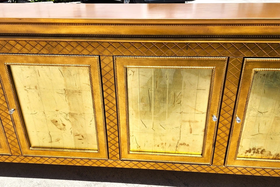 Aparador Buffet Hoja Dorada Oro Barra Credenza Gabinete Hecho a Medida 95" Foto 3 de 4