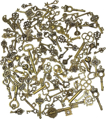 Old Vintage Antique Skeleton 125 Keys Lot Small Large Bulk Necklace Pendant Cra - Picture 7 of 7