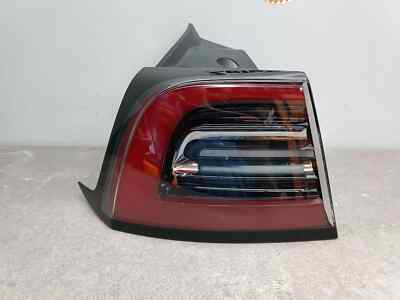 Original Tesla Model 3 Y Rückleuchte LED Links 150208600D 1502086-00-D