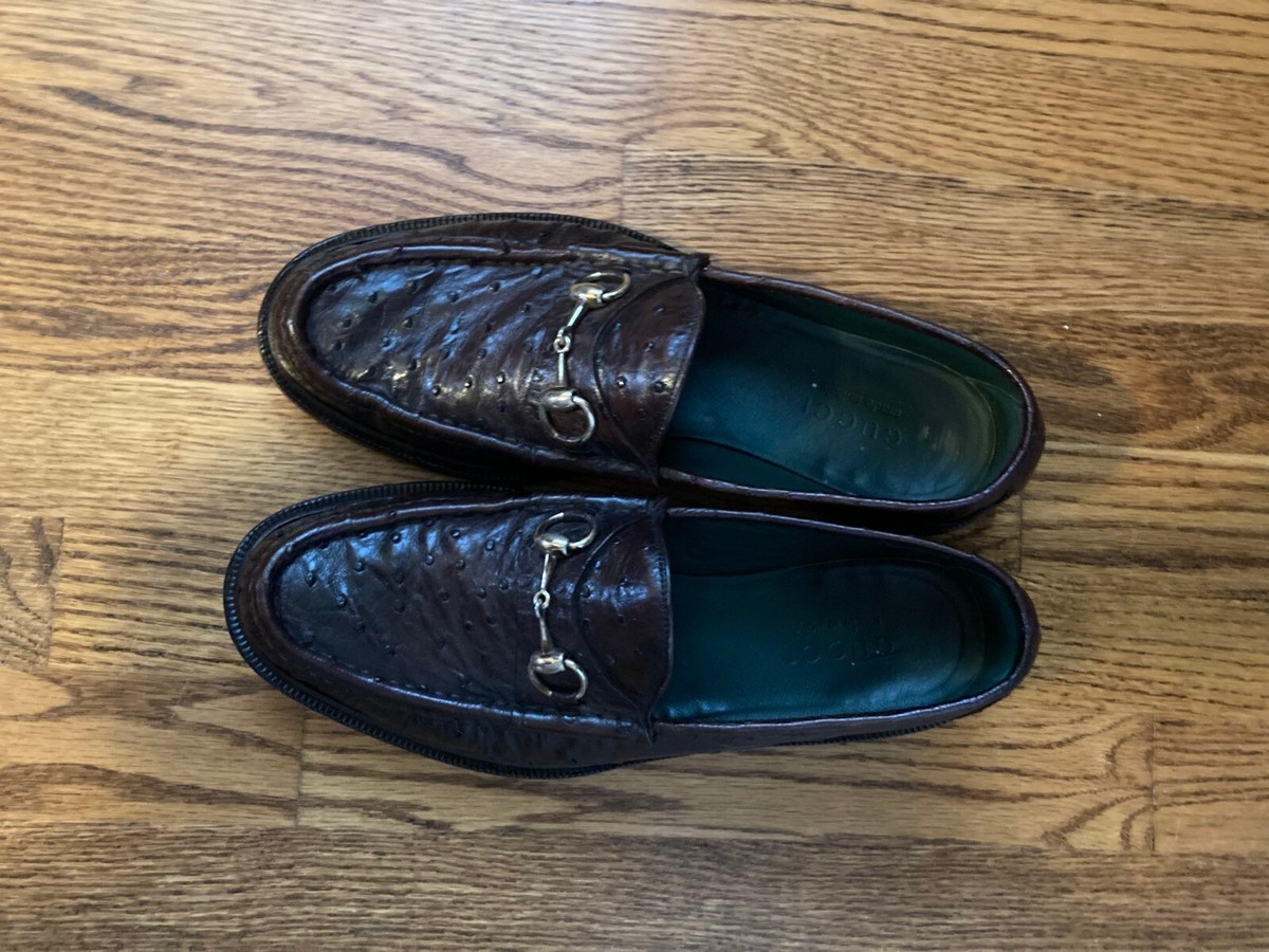 靴 90s Gucci Horsebit Loafers 1980-90s Gucci, black suede horsebit loafers #gucci