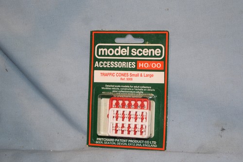 Conos de tráfico Peco Model Scene 5008 [pequeños y grandes] (nuevos) #50 | Zustand: New